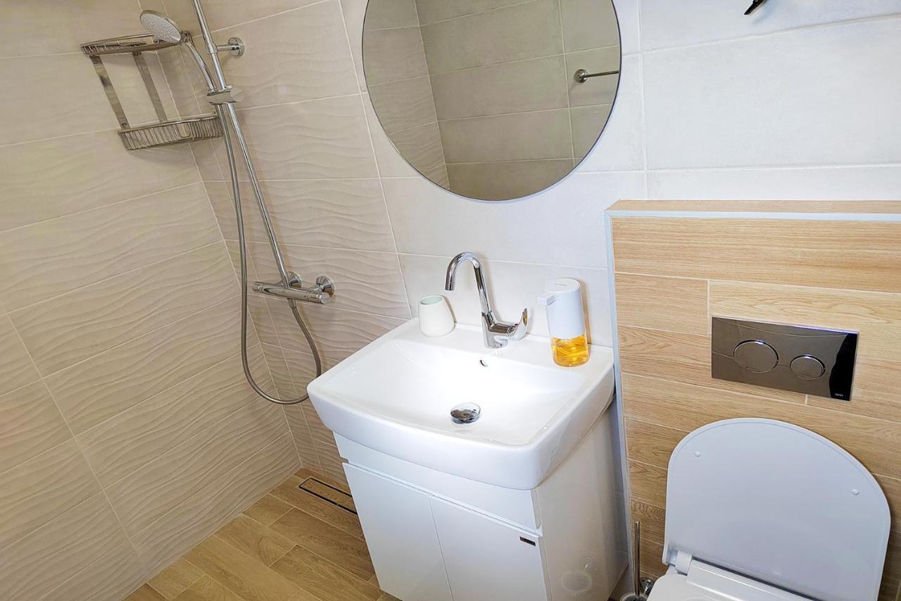 Shik & Chic In The Heart Of Burgas # 5Min From Beach # New Luaran gambar