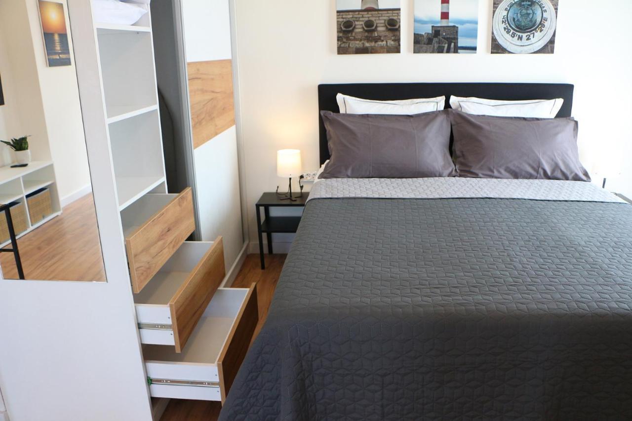 Shik & Chic In The Heart Of Burgas # 5Min From Beach # New Luaran gambar