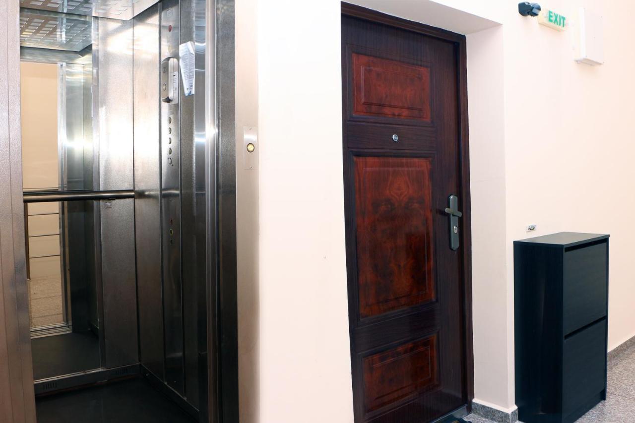 Shik & Chic In The Heart Of Burgas # 5Min From Beach # New Luaran gambar