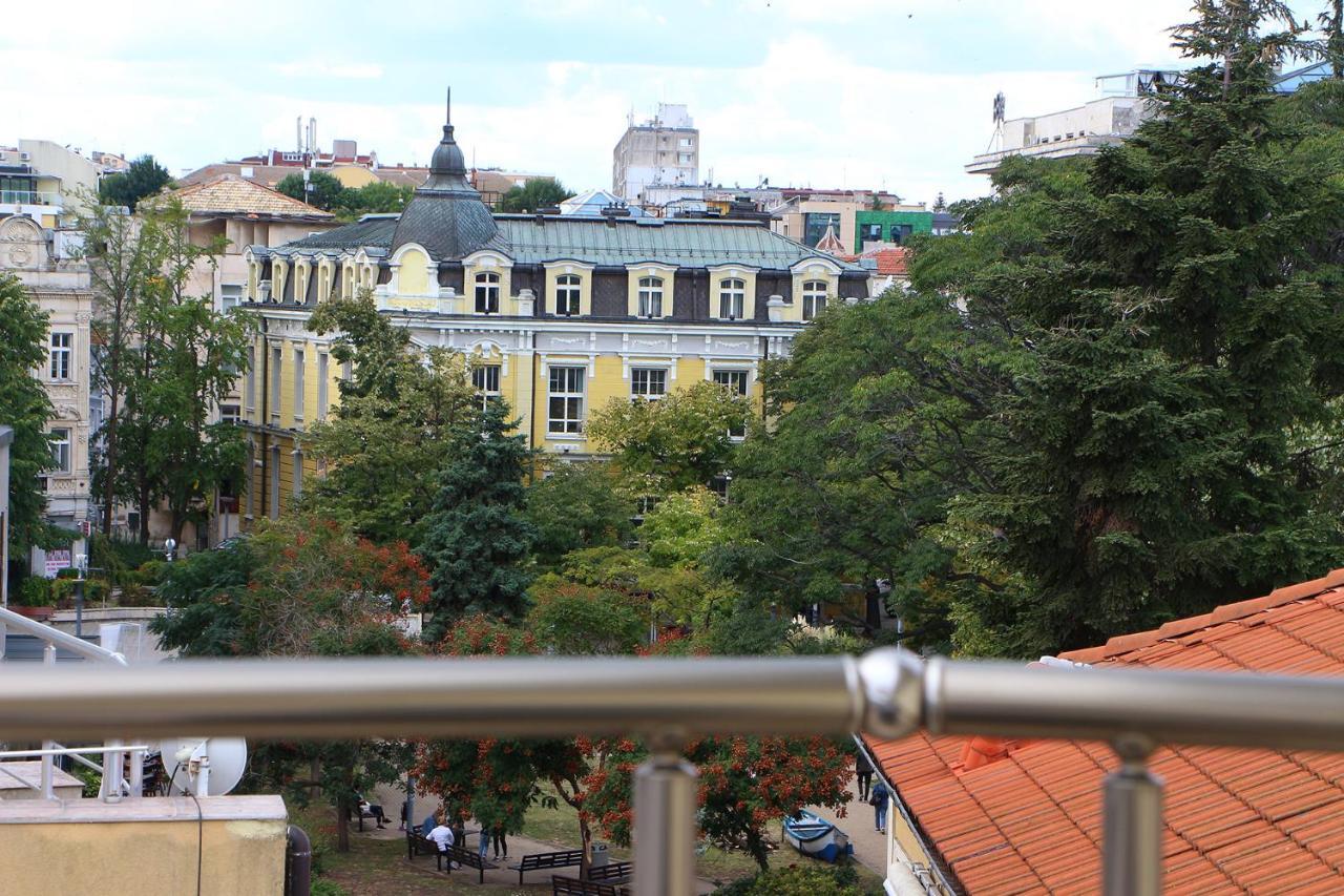 Shik & Chic In The Heart Of Burgas # 5Min From Beach # New Luaran gambar