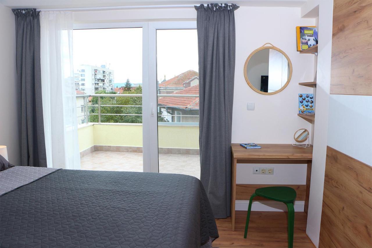 Shik & Chic In The Heart Of Burgas # 5Min From Beach # New Luaran gambar
