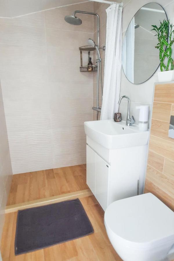 Shik & Chic In The Heart Of Burgas # 5Min From Beach # New Luaran gambar